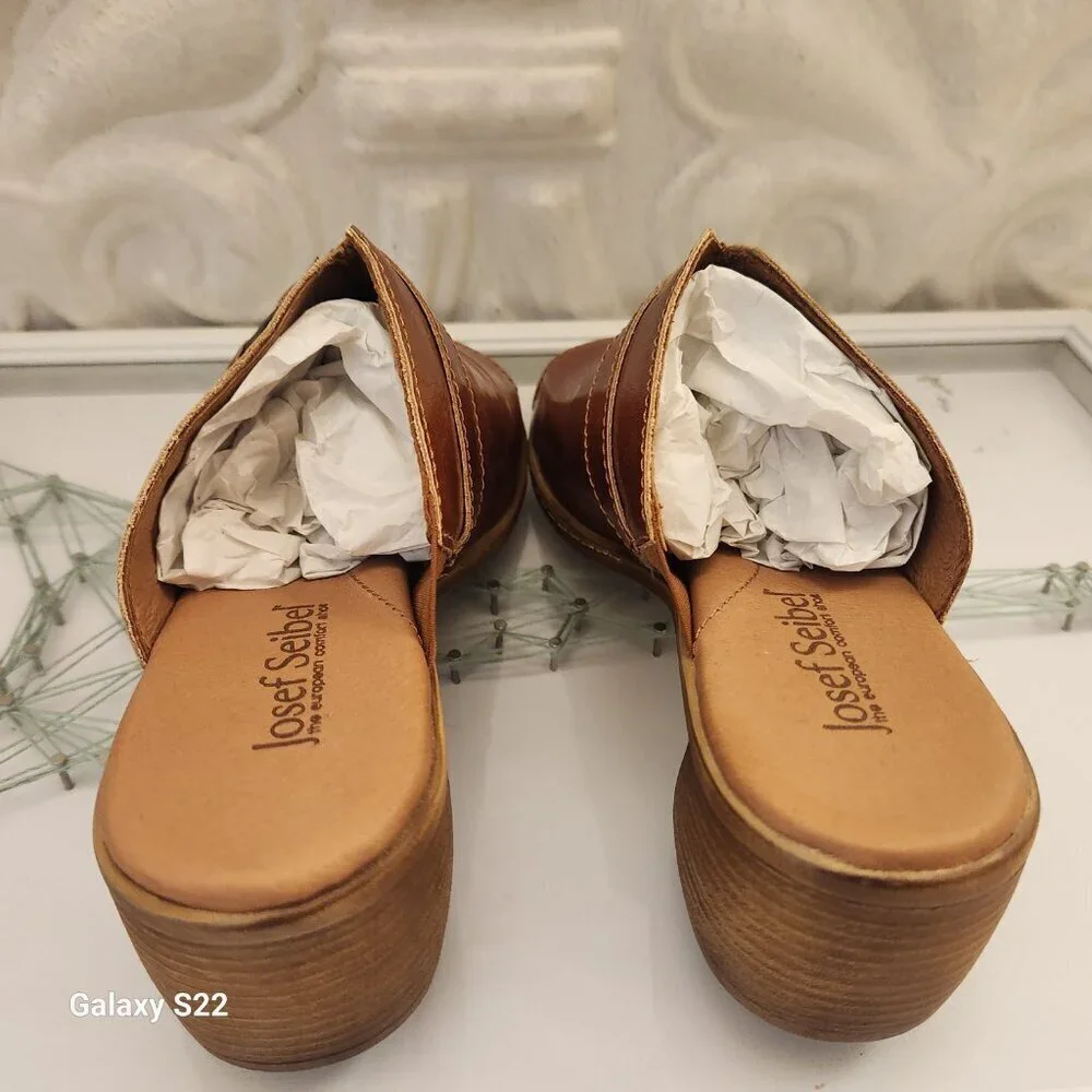 Josef Seibel Catalonia 25 Camel Dolomite Ladies Heeled Sandals. NIB. Size 6.5